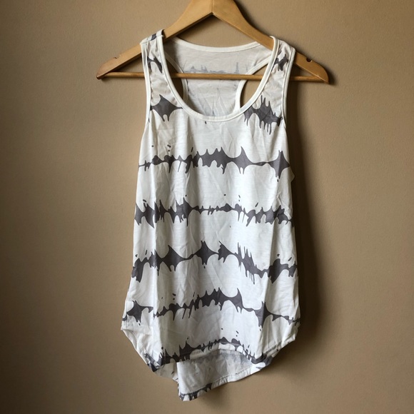 Verve Graphic Tee - Picture 4 of 8